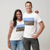 スコットランドのエディンバラ。中央を見渡すビュー Tシャツ (ユニセックス)