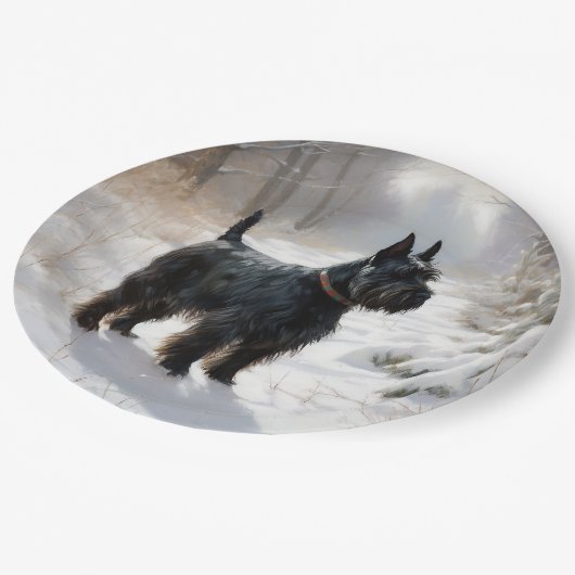 スコットランドのテリアが雪のクリスマスを過ごした ペーパープレート (アングル)