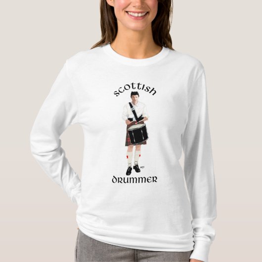 スコットランドのドラマー - 赤いキルト Tシャツ (正面)