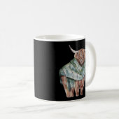 スコットランドのハイランド牛と緑の格子模様のスカーフHeife コーヒーマグカップ (正面右)