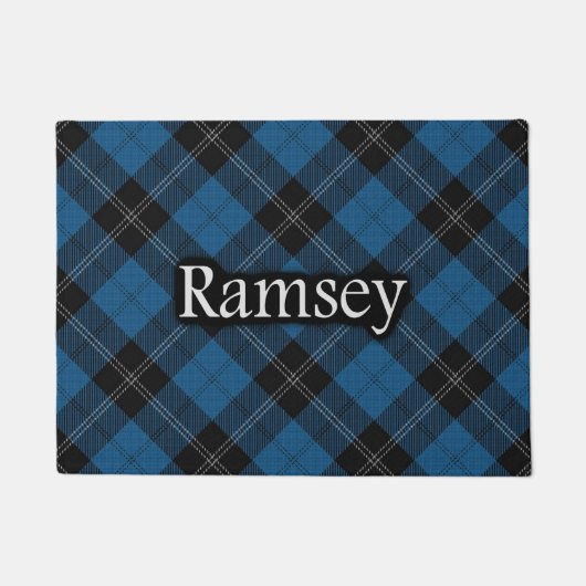 スコットランドの一族のRamsay Ramseyの青い狩りのタータンチェック ドアマット (正面)