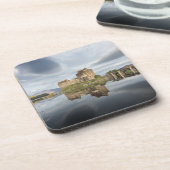 スコットランドの反射のEilean Donanの城 コースター (左側)