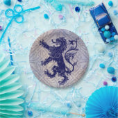 スコットランドの手がつけられないライオンの濃紺のケルト結び目模様 ペーパープレート (パーティー)