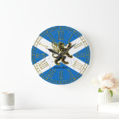 スコットランドの手がつけられない旗は個人化なります ラージ壁時計 (ホーム)