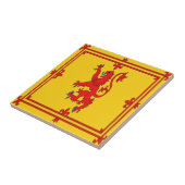 スコットランドの赤いライオンの手がつけられない旗 タイル (側面)