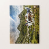 スコットランドの高地で荒涼としたコリーを隠す – ジグソーパズル (縦)