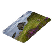 スコットランドのPortknockie、Bow Fidle Rock マグネット (左側)