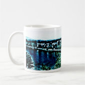 スコットランドインヴァネス建物ジギニーザミュージアムザズ コーヒーマグカップ (左)