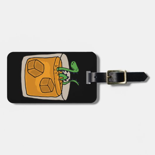 スコットランドウィスキーガラスのネス湖モンスター ラゲッジタグ (正面横)