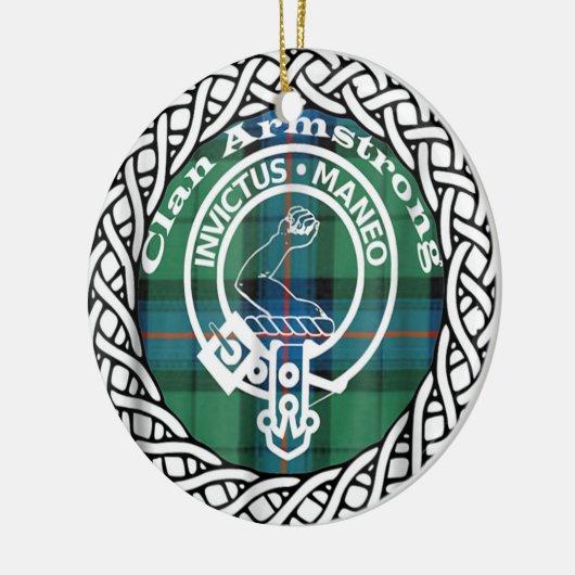 スコットランドクランドアームストロングタータンチェックとクレスト セラミックオーナメント (左)