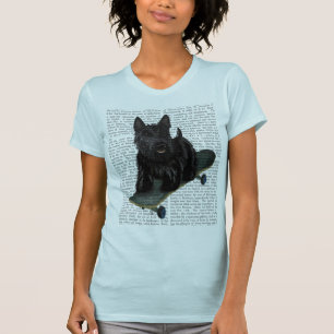 スコットランドテリアおよびスケートボード Tシャツ