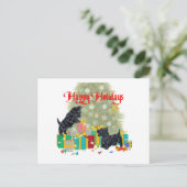 スコットランド人がクリスマスプレゼントを並べ替える シーズンポストカード (スタンド正面)