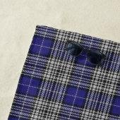 スコットランド人は一族のナピアのタータンチェックにアクセントを置きます ビーチタオル (インサイチュ)