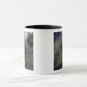 スコットランド吹上空のアフリカの塵 マグカップ (中央)