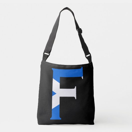 スコットランド国旗cbbcntに覆われたFモノグラム クロスボディバッグ (正面)