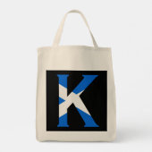 スコットランド国旗gtcntにオーバーレイされたKモノグラム トートバッグ (裏面)