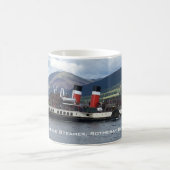 スコットランド沖のワバーリー・パドル船 コーヒーマグカップ (中央)