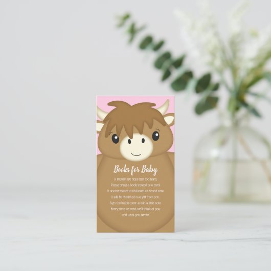 スコットランド高地の牛の赤ちゃんシャワーピンク エンクロージャーカード (スタンド正面)