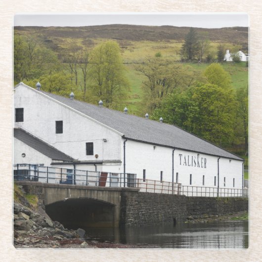 スコットランド、スカイのTaliskerウィスキー蒸留所 ガラスコースター (正面)