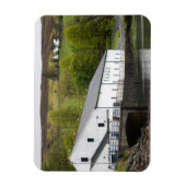 スコットランド、スカイのTaliskerウィスキー蒸留所 マグネット (縦)