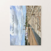 スコットランド、ファイフ、セントアンドリュースのスカイラインと桟橋 ジグソーパズル (縦)