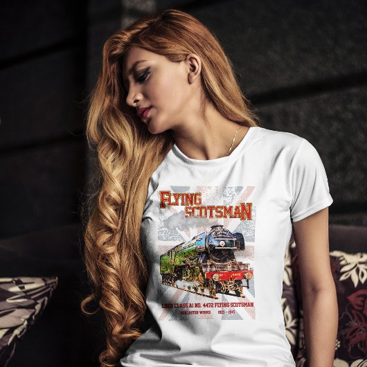 スコッ飛んでいるツマン蒸気機関車 Tシャツ
