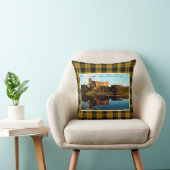 スコティッシュクランマクロドダンビーガンキャッスル装飾用クッション クッション (椅子)