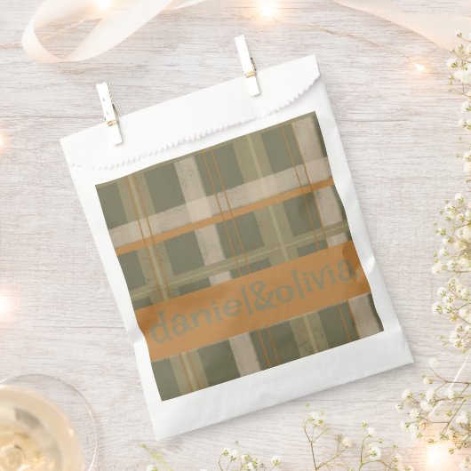 スコティッシュケルトタータンチェックパタ結婚ーン フェイバーバッグ (クリップ留めされた状態)