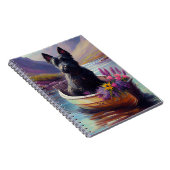 スコティッシュテリアがパドルに乗る:風光明媚な冒険 ノートブック (右側)