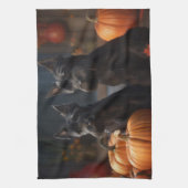 スコティッシュテリアパピーオータムデライトカボチャ キッチンタオル (縦)