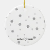 スコティッシュテリア – Santa Hat Christmas Bauble セラミックオーナメント (裏面)