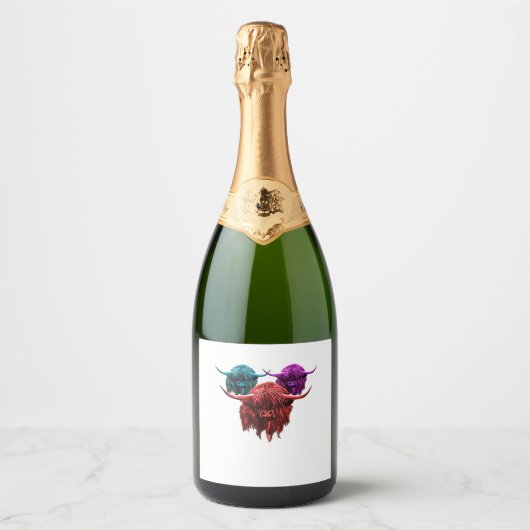 スコティッシュハイカラフルランドカウハクラシックルドTシー スパークリングワインラベル (正面)