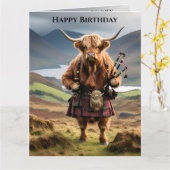 スコティッシュハイランドカウベーパイパー、ビッグ誕生日カード カード (黄色い花)