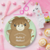 スコティッシュハイランド牛の赤ちゃんシャワーグリーン ペーパープレート (パーティー)
