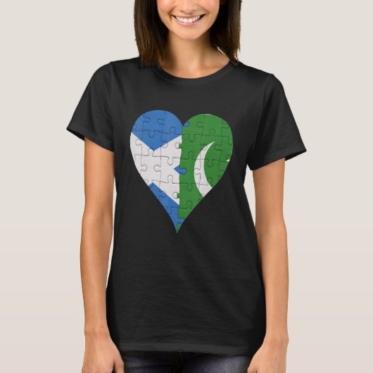 スコティッシュパキスタン国旗のハート Tシャツ (正面)