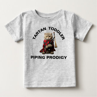 スコティッシュフォールドの猫とバグパイプのトドラーTシャツ ベビーTシャツ