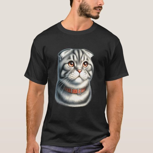 スコティッシュフォールドの猫の肖像 Tシャツ (正面)