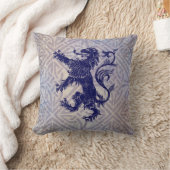 スコティッシュランパントライオンネービーブルーケルト結び目模様 クッション (ブランケット)