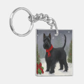 スコティッシュ・テリアの犬と雪のクリスマス キーホルダー (正面左)