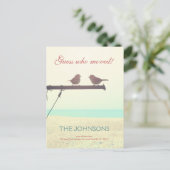 スズメの話 – 誰が動いたか推測！ 案内ポストカード (スタンド正面)