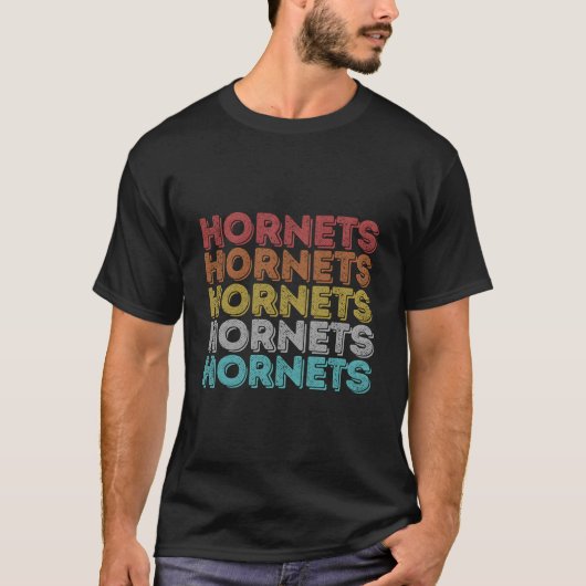 スズメバチ Tシャツ (正面)