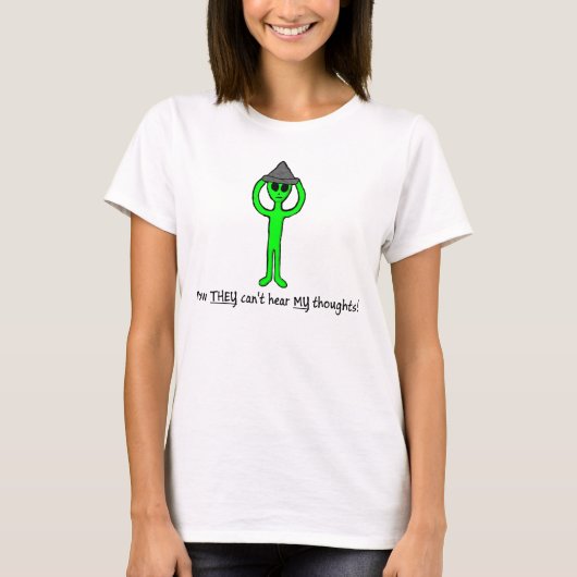 スズ箔の帽子のワイシャツを身に着けているエイリアン Tシャツ (正面)