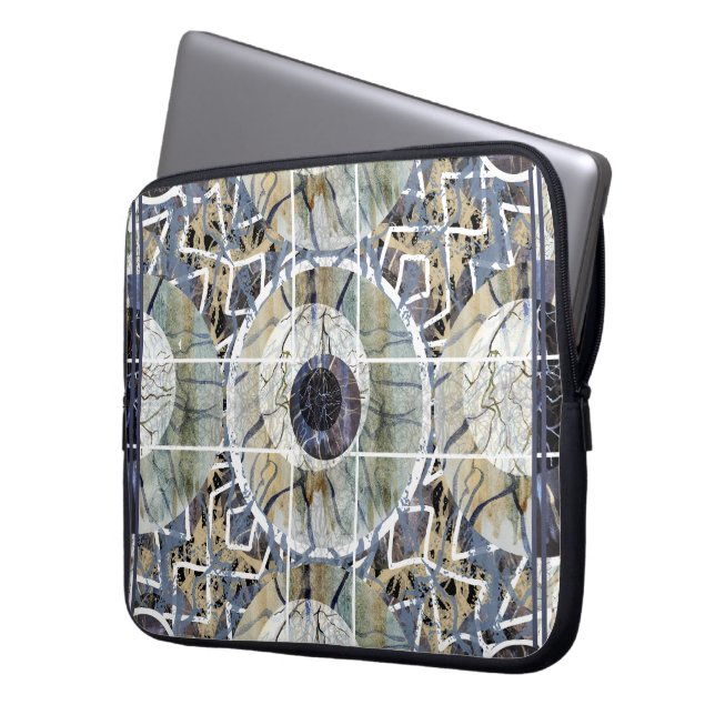 スセアブルースタジオ稲妻ラップトップスリーブ ラップトップスリーブ (正面左)