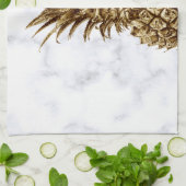 スタイリッシュでかわいらしくガーリーな金ゴールド及び白い大理石のパイナップル キッチンタオル (折り畳み)