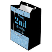 スタイリッシュで名前入りな第2誕生日のギフトバッグ ミディアムペーパーバッグ (正面アングル)