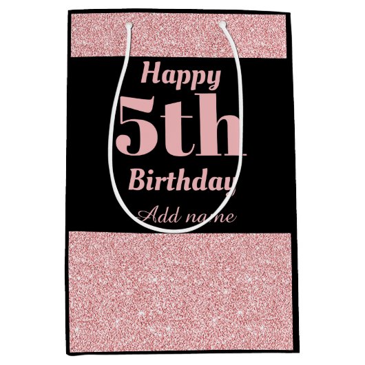 スタイリッシュで名前入りな第5誕生日のギフトバッグ ミディアムペーパーバッグ (正面)