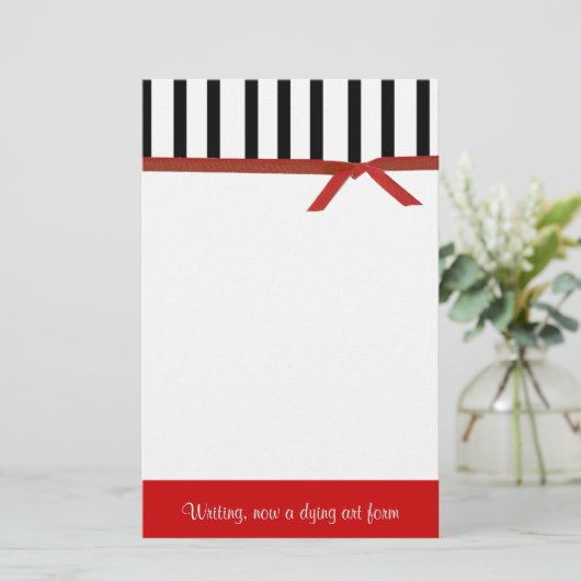 スタイリッシュで赤く、黒く、および白く個人的な文房具 便箋 (スタンド正面)