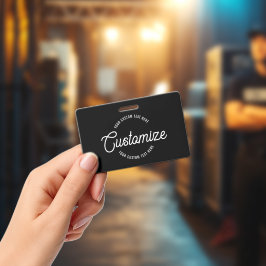 スタイリッシュなカリグラフィー体とモダンな円形テキストの編集可能デザイン バッジ
