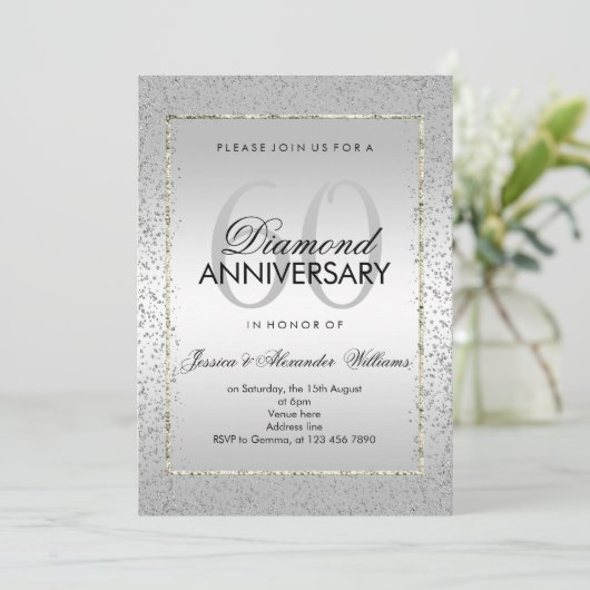 スタイリッシュなシルバーのコンフェッティ 60周年 ダイヤモンドウェディング 招待状 (スタンド正面)