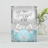 スタイリッシュなシルバーのリボンと青い宝石のスイート16招待状 招待状 (スタンド正面)